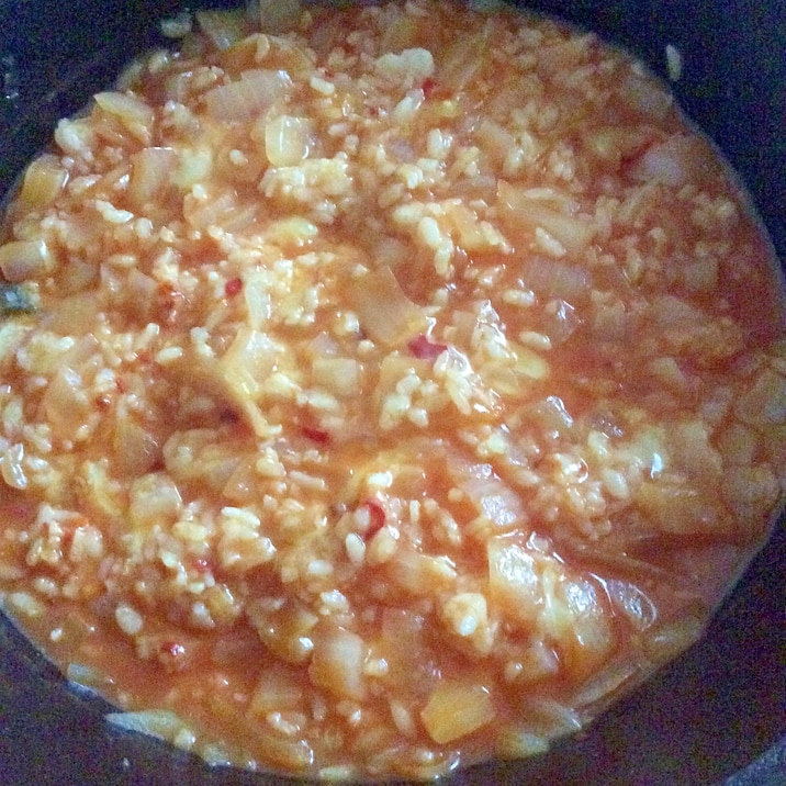 ご飯トマトジュースダシダ煮